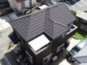 町田市高ヶ坂　S様邸　屋根カバー工法（ディーズルーフィング・エコグラーニ・オニキス色）・外壁塗装工事（日本ペイント・パーフェクトセラミックトップG）・デザインアンテナ取り付け